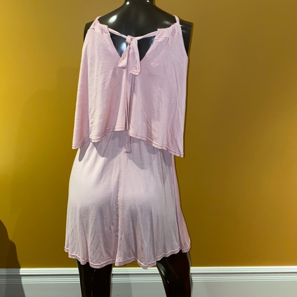 Blush pink two tier flowy dress - Picture 2 of 3